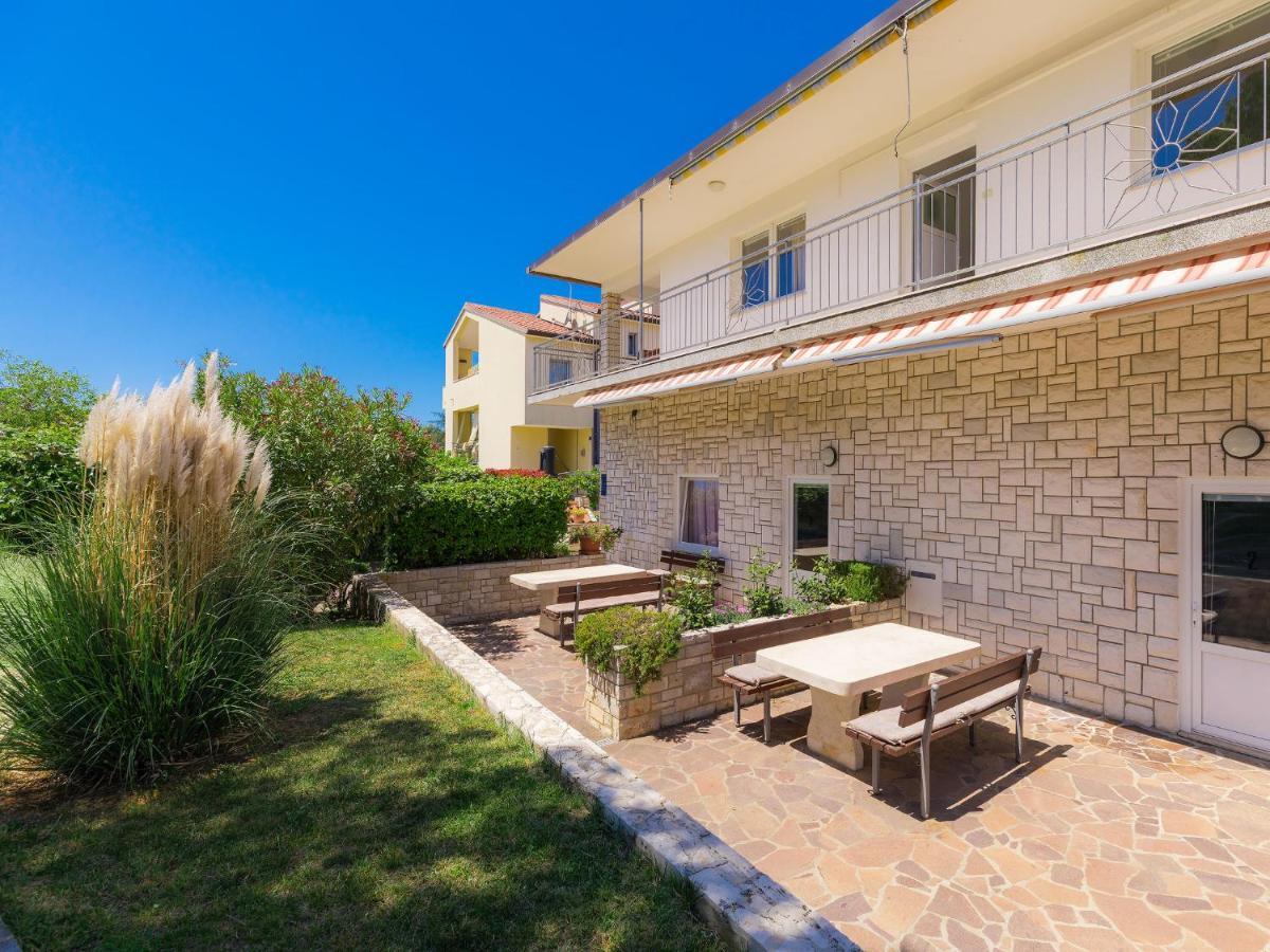 Apartment Nika-2 By Interhome อูมัค ภายนอก รูปภาพ